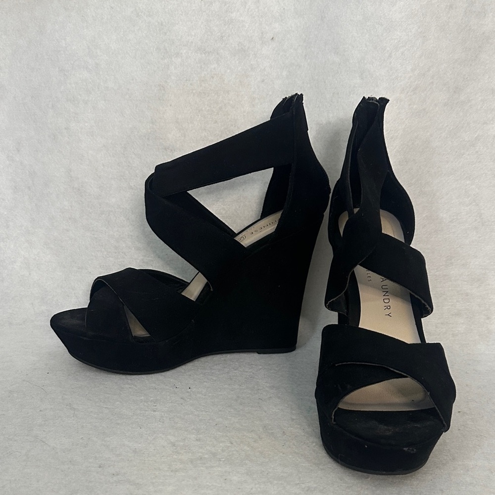 Chinese Laundry Elegant Black Suede Wedges